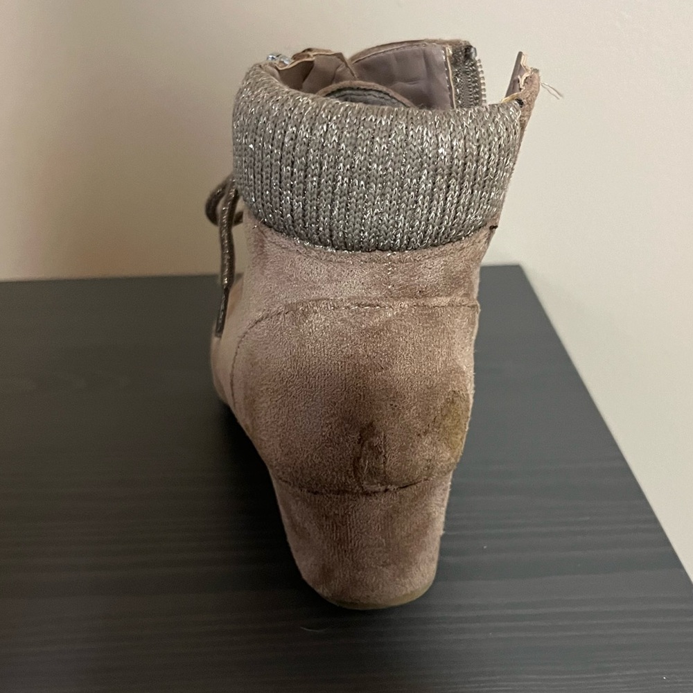 Girls Wedge Bootie - Picture 4 of 8